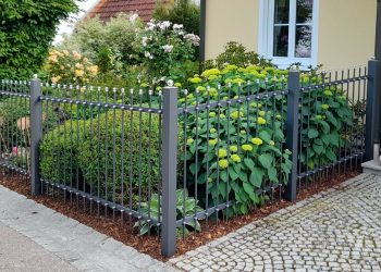 ZaunXL-Qualität: Hochwertige Metallzäune für jeden Garten